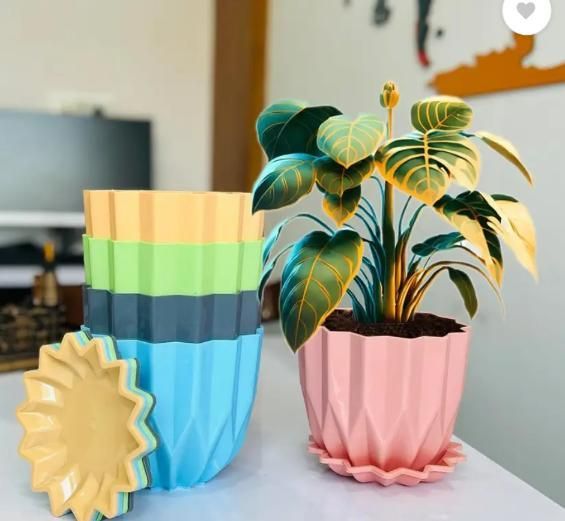 Cammy Plastic Star Flowerpots with Tray Multicolor Set of 5 Piece Garden & Outdoor