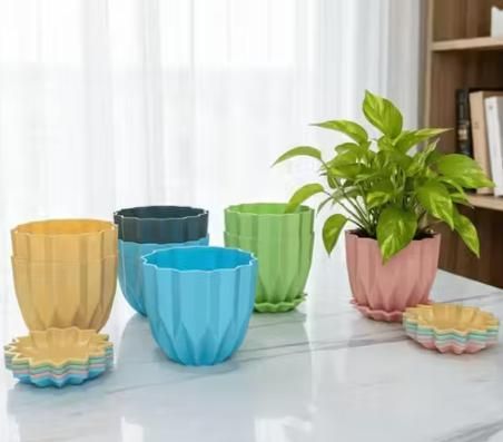 Cammy Plastic Star Flowerpots with Tray Multicolor Set of 5 Piece Garden & Outdoor