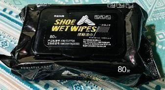 Natural Sneaker & Shoe Cleaner Wipes (Pack of 80) | Travel Friendly Cleaning Supplies
