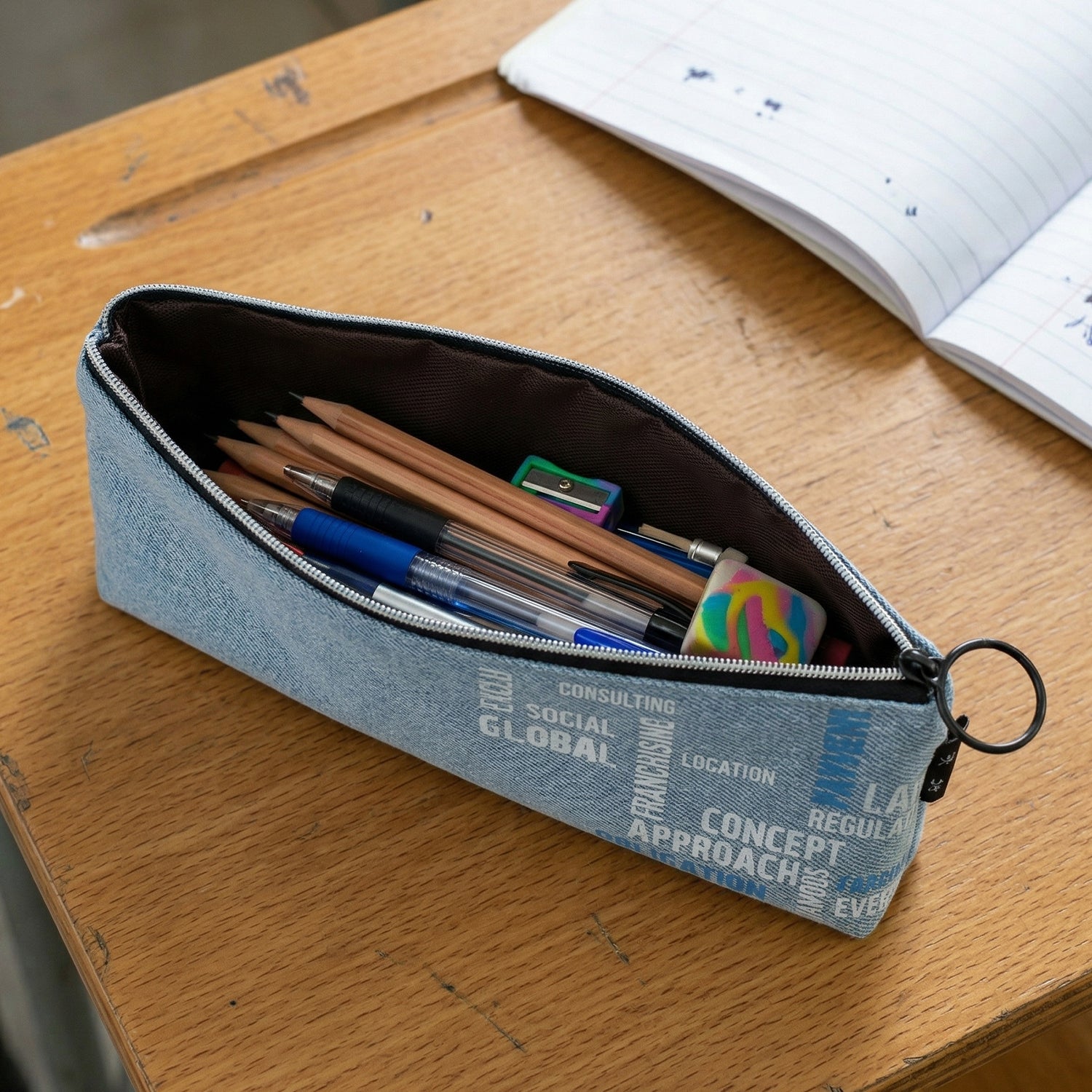 Stylish Fabric Zipper Pencil Pouch (1 Pc) Office Supplies > Desk Accessories > Pencil Cases