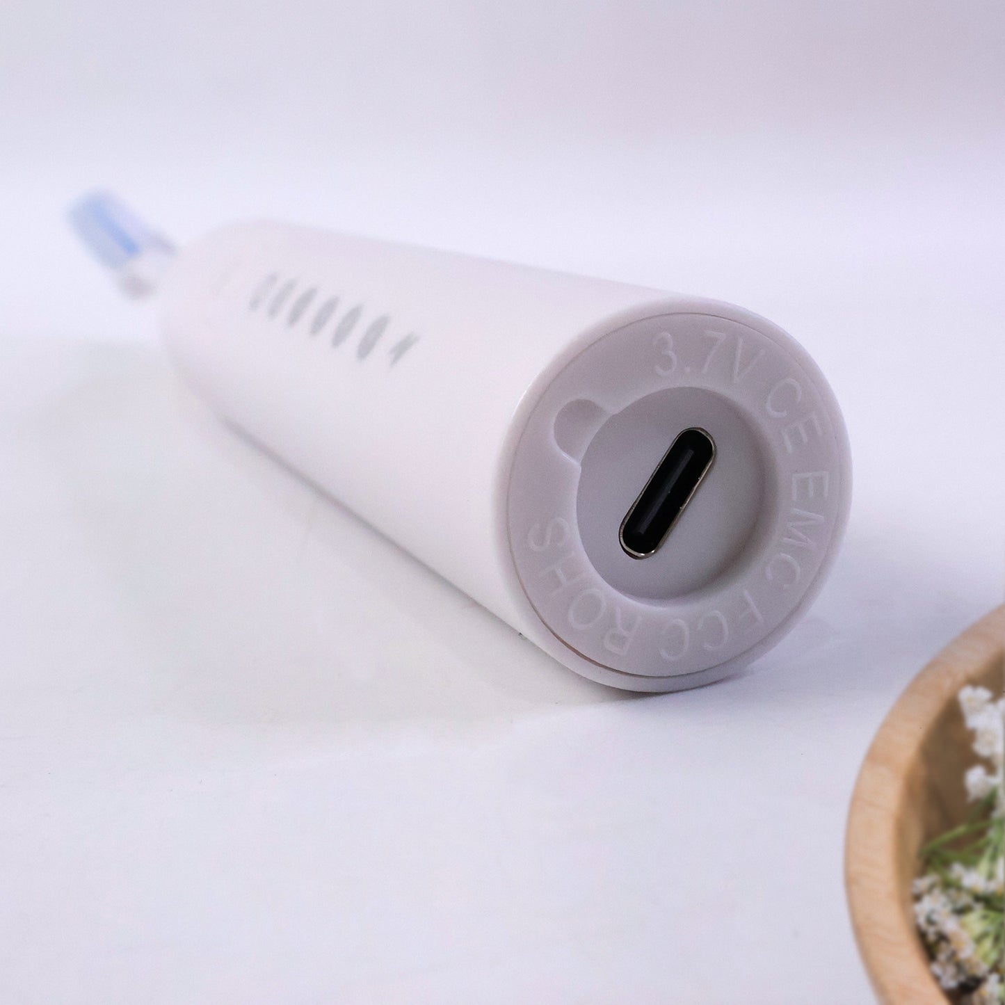 Rechargeable Electric Toothbrush White Color With 3 Extra Head (1 Pc ) Oral Care