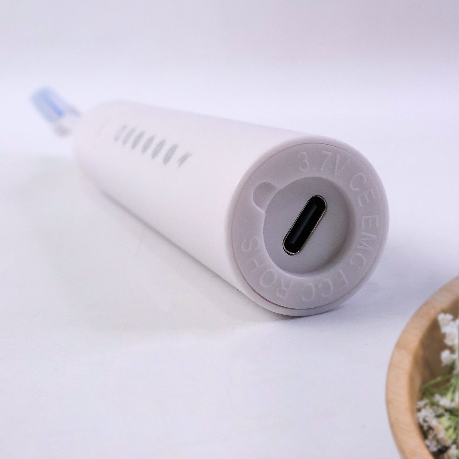 Rechargeable Electric Toothbrush White Color With 3 Extra Head (1 Pc ) Oral Care