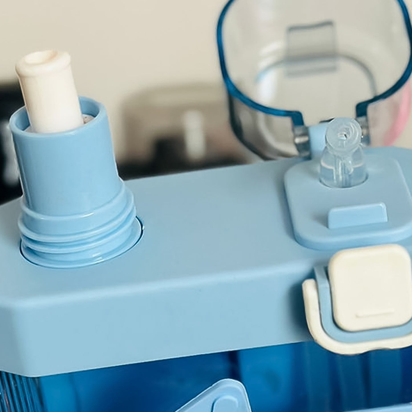 2in1 Dual Compartment Water Bottle With Straw And Adjustable Shoulder Straps (1 Pc Multi Color)