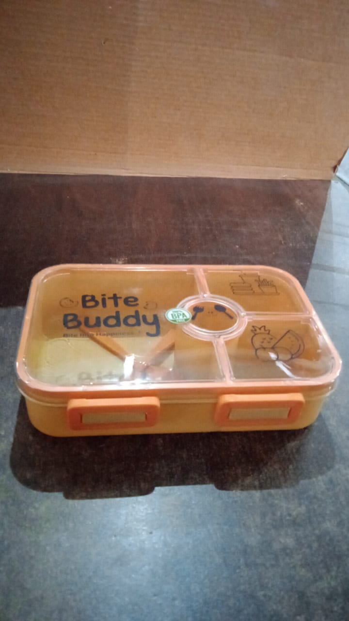 Bite Buddy 4-compartment Leak-resistant Plastic Lunch Box With Spoon Fork Kitchen and Dining