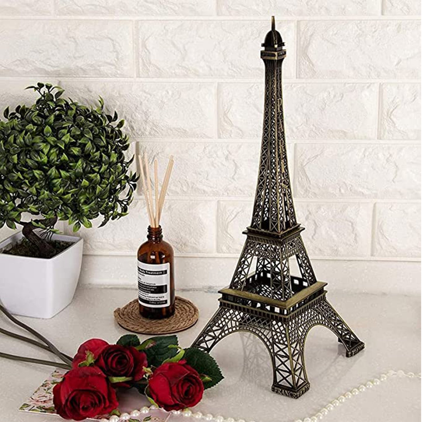 Antique Finish 3d Metal Paris Eiffel Tower Metal Craft Famous Landmark Building Metal Statue Showpiece. Home Decor